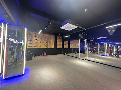 Repeat7 high performance gym