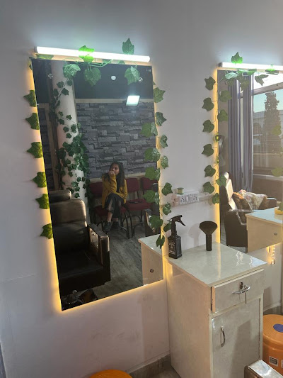 Hair makeup Unisex Salon & Academy