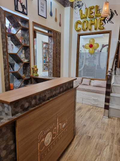 Glamour Posh Looks Luxury Salon