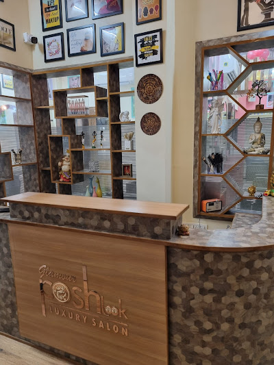 Glamour Posh Looks Luxury Salon