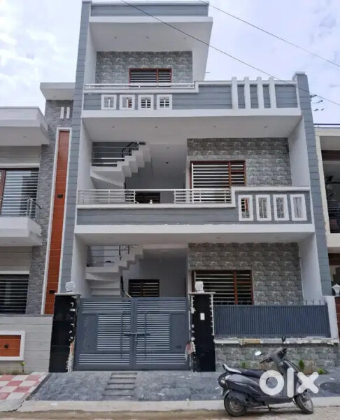 4+ BHK - 4 Bathroom - 2320 sqft