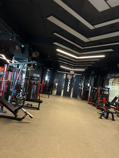 Repeat7 high performance gym