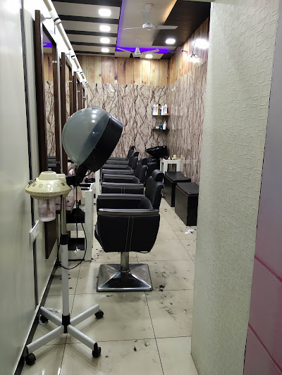 Headhackers Unisex Saloon in Rajpura