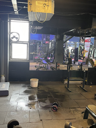 Pro Ultimate Gyms Omaxe Mall in Ludhiana