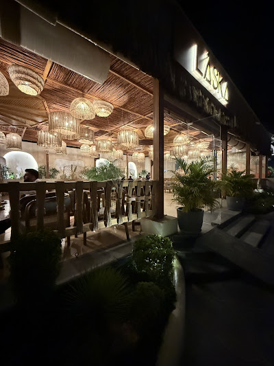 LÀSKA Kitchen & Bar