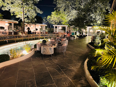 LÀSKA Kitchen & Bar