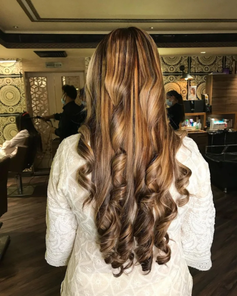 Hoor Luxury Salon in Pathankot