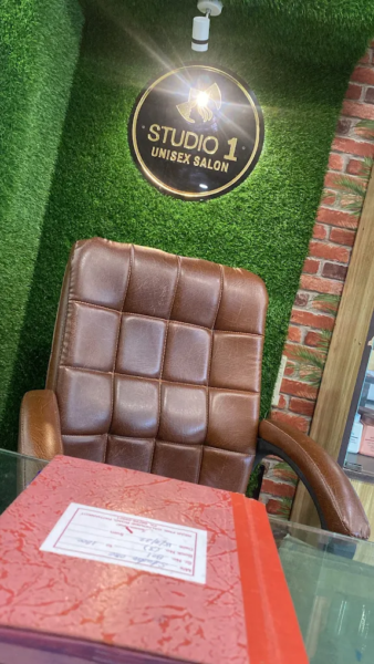 Studio One Salon in Pathankot