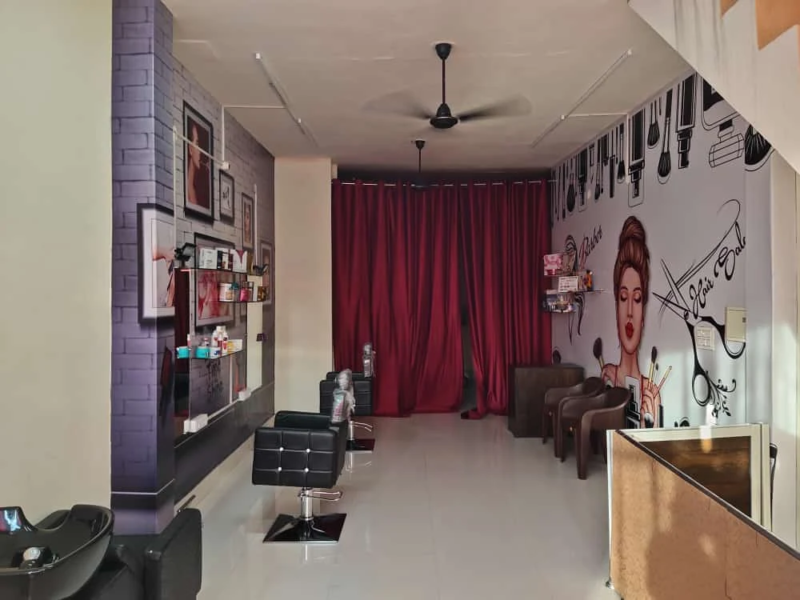 Glamour Daze Salon and Academy in Pathankot