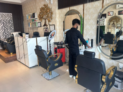 Blush Brush Unisex Salon in Pathankot
