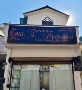 Amandeep Makeovers Salon in Pathankot