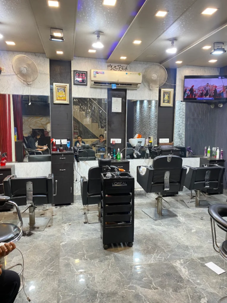 Plaza Salon For Ladies in Pathankot