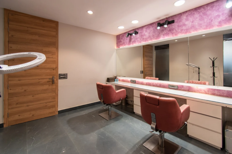 Headmasters Salon in Pathankot