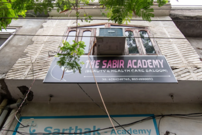 The Sabir Salon and Academy in Pathankot