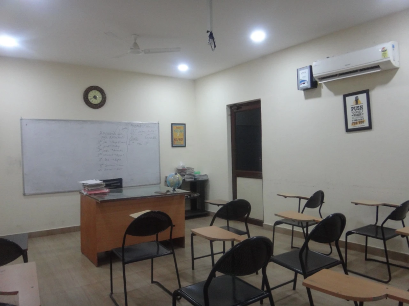 Gurukul Tutorials Maths and Science for grade 8th to10th in Pathankot.