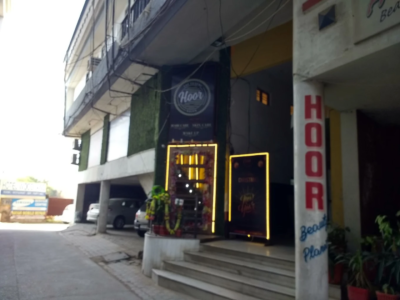 Hoor Luxury Salon in Pathankot