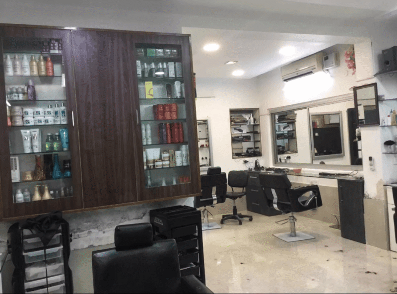 Impressions Beauty Parlour and Hair Studio in Pathankot