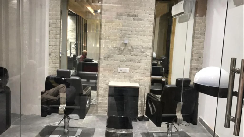 Q7 Unisex Salon in Pathankot