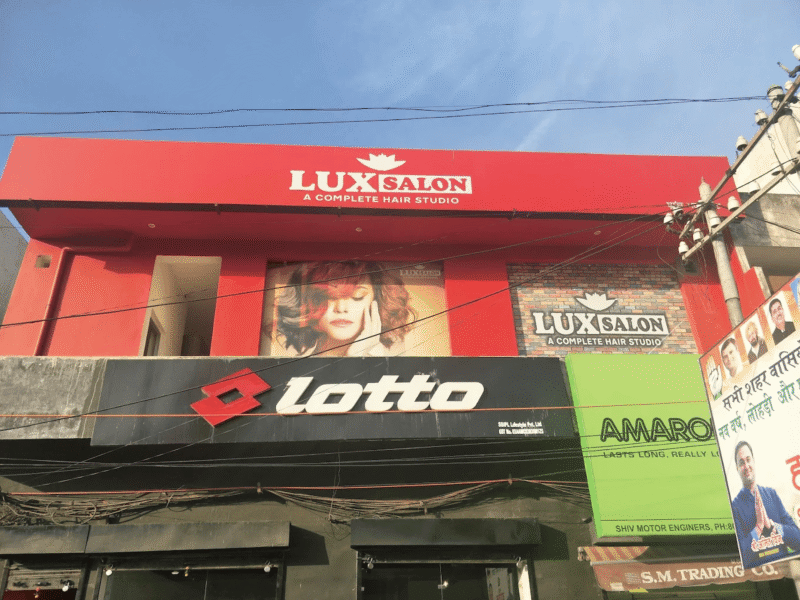 Lux Salon in Pathankot