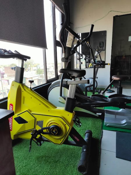 Force unisex gym in Defence Road Pathankot