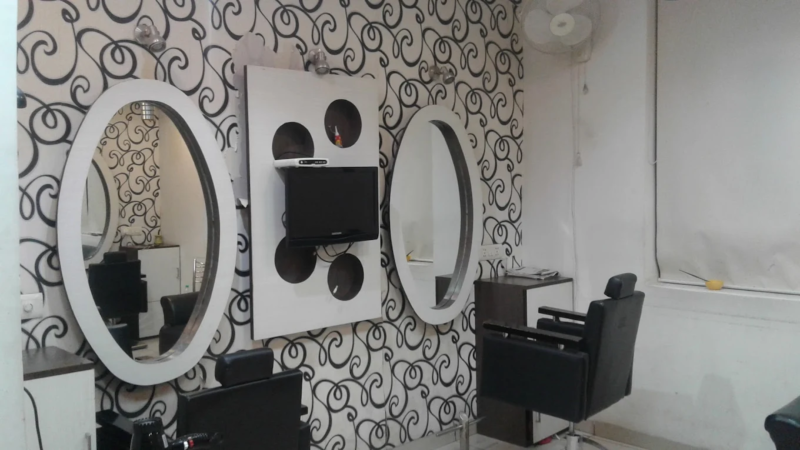 Sylvie's Salon Leela Bhawan, Market, Patiala