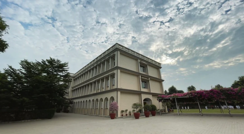 The British Co-Education Private School near Devigarh Road, Sanour, P.O, Patiala