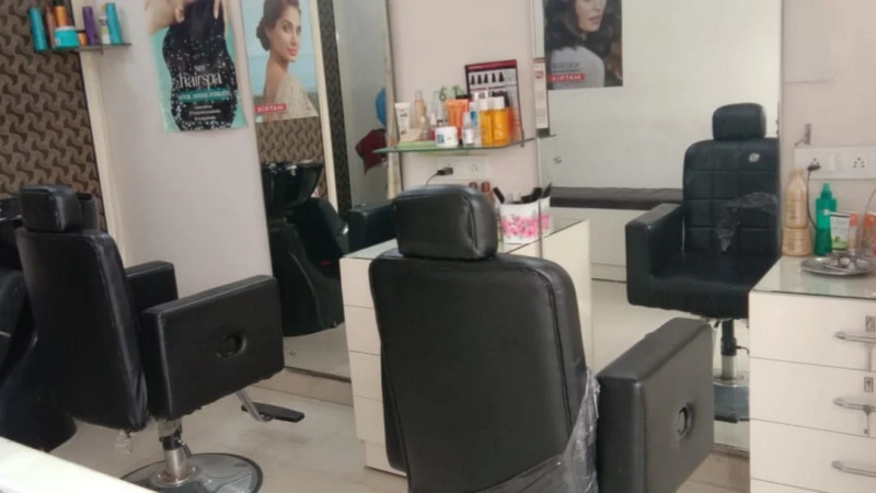 Kassie lounge hair makeup and nail extensions studio in Arjun Nagar, Patiala